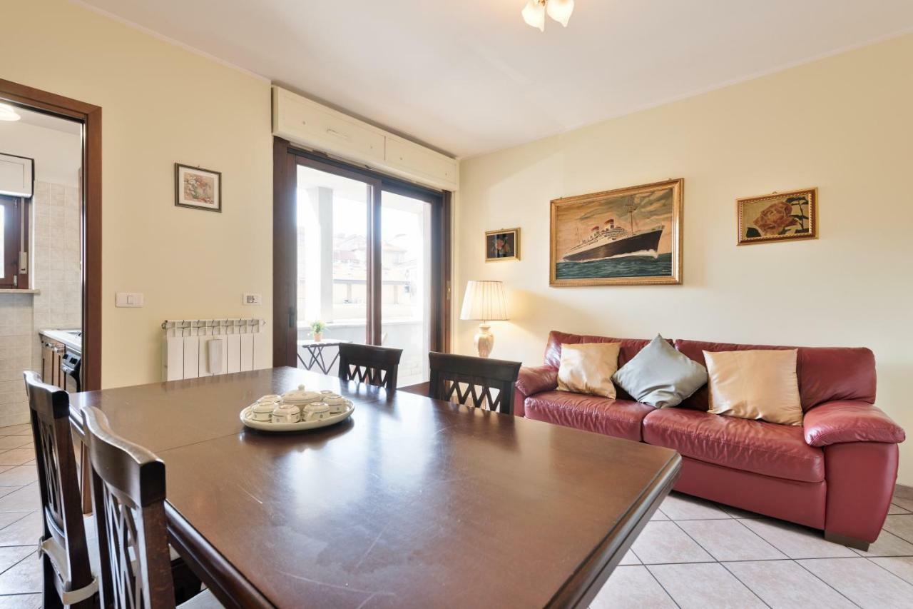 Fortino Roomy Apartment トリノ エクステリア 写真