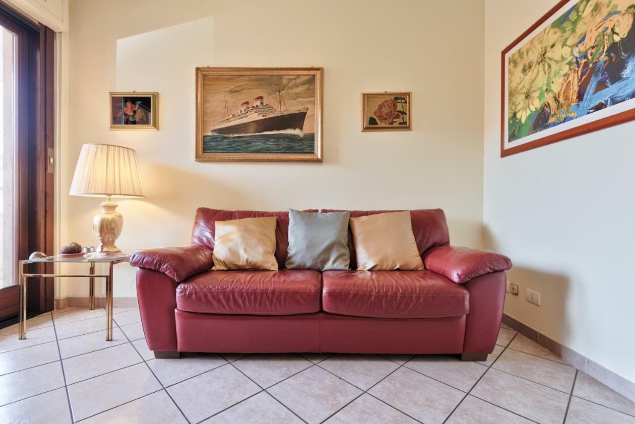 Fortino Roomy Apartment トリノ エクステリア 写真